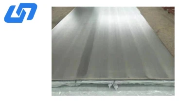 Tấm ốp chống nổ Titan